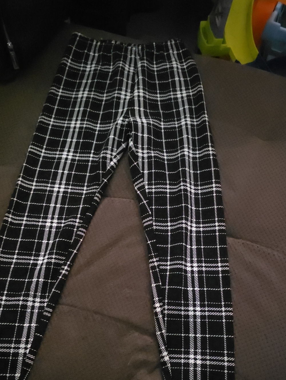 SHEIN: Black & White Plaid Girls Slim Fit Pants